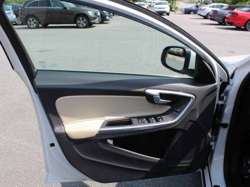 Used 2013 Volvo S60 T6 AWD/4WD image 12