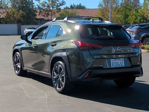 Used 2020 Lexus UX 250h w/ Accessory Package image 7