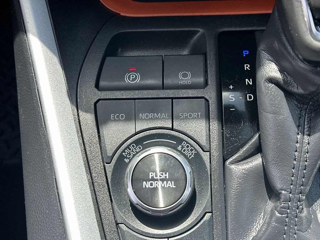 Used 2024 Toyota RAV4 Adventure AWD/4WD image 26