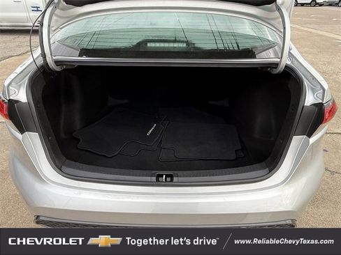 Used 2020 Toyota Corolla SE image 27