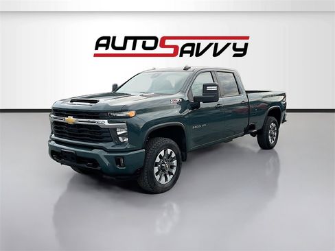 Used 2025 Chevrolet Silverado 3500 LT w/ All Star Edition image 3
