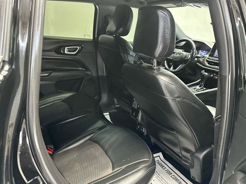 Used 2022 Jeep Compass Latitude w/ Convenience Group FWD image 10