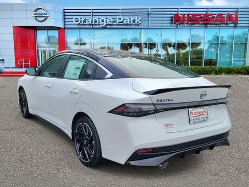 New 2026 Nissan Sentra SR w/ Floor Mat Package FWD image 3