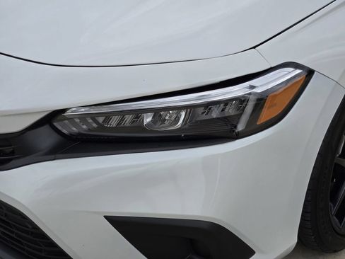 Used 2024 Honda Civic Sport image 5