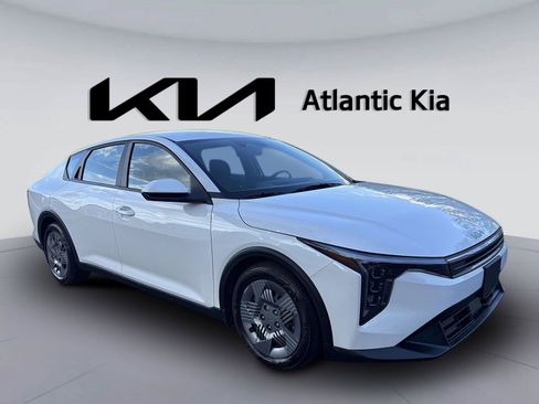Certified 2025 Kia K4 FWD image 4