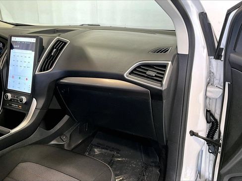Used 2023 Ford Edge SE w/ Black Appearance Package AWD/4WD image 15