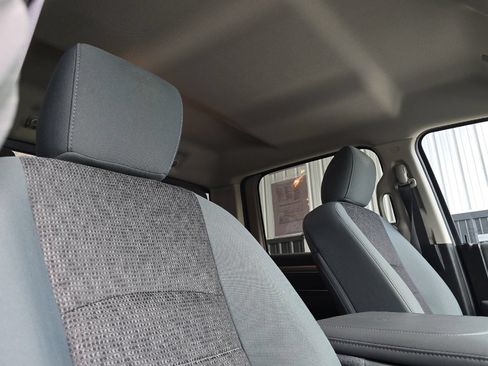 Used 2018 RAM 1500 Big Horn AWD/4WD image 17