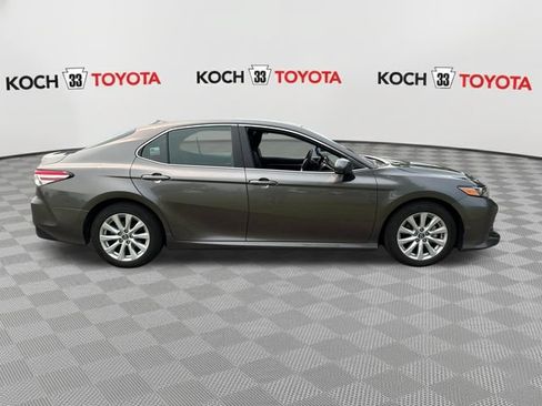Used 2019 Toyota Camry LE w/ Carpet Mat Package FWD image 9