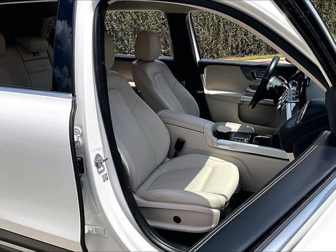 Used 2022 Mercedes-Benz GLB 250 image 7