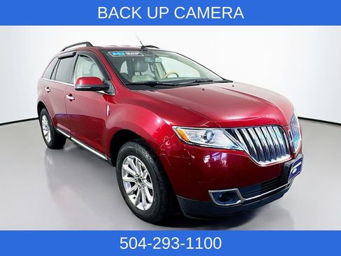 Used 2013 Lincoln MKX Base image 3