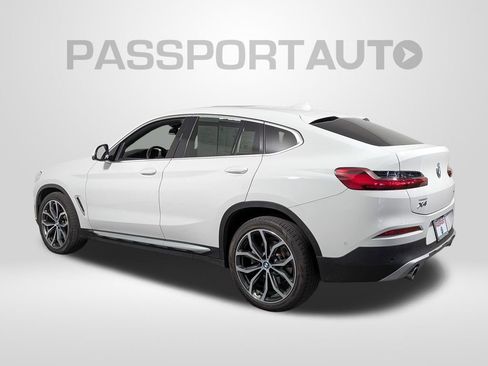 Used 2021 BMW X4 xDrive30i image 3