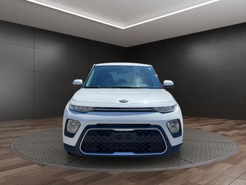 Used 2020 Kia Soul LX FWD image 3