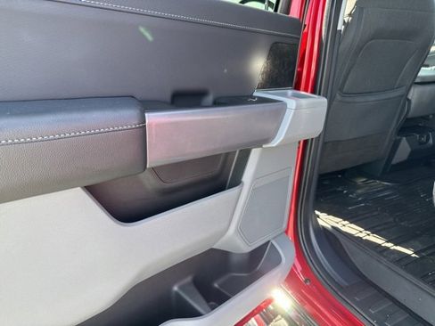 Used 2022 Ford F150 XLT w/ Equipment Group 302A High image 17