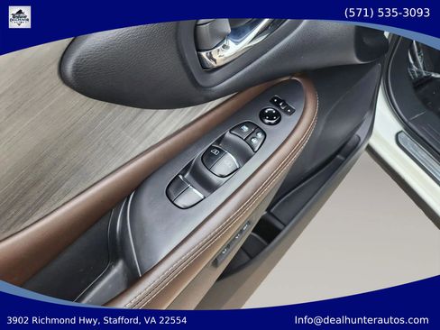 Used 2015 Nissan Murano Platinum w/ Platinum Technology Package FWD image 23