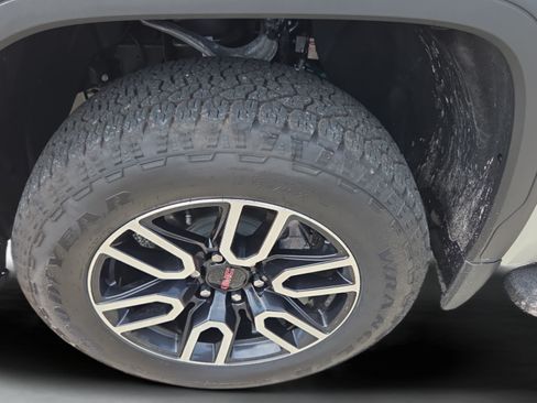 Certified 2026 GMC Sierra 1500 AT4 w/ AT4 Premium Package AWD/4WD image 9
