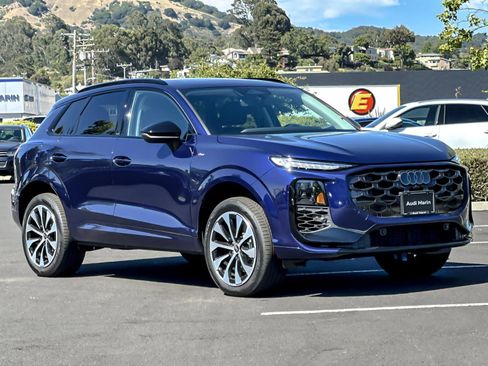 New 2026 Audi Q3 quattro 2.0T AWD/4WD image 8