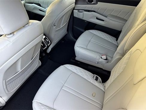 New 2026 Kia Sorento SX Prestige image 14