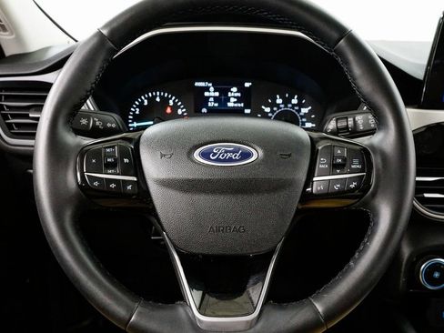 Used 2022 Ford Escape SE w/ SE Sport Appearance Package image 16