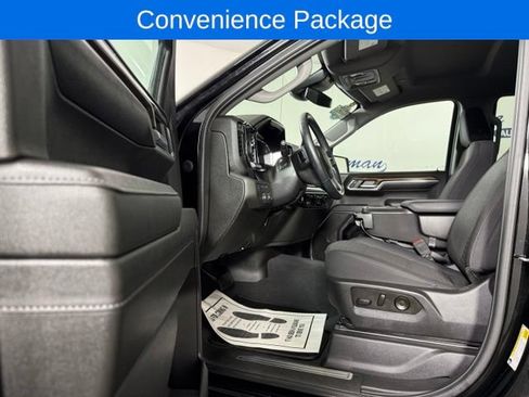 Used 2023 Chevrolet Silverado 1500 RST w/ Z71 Off-Road Package AWD/4WD image 13