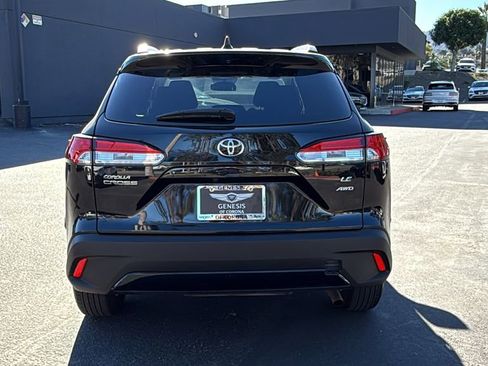 Used 2023 Toyota Corolla Cross LE image 4