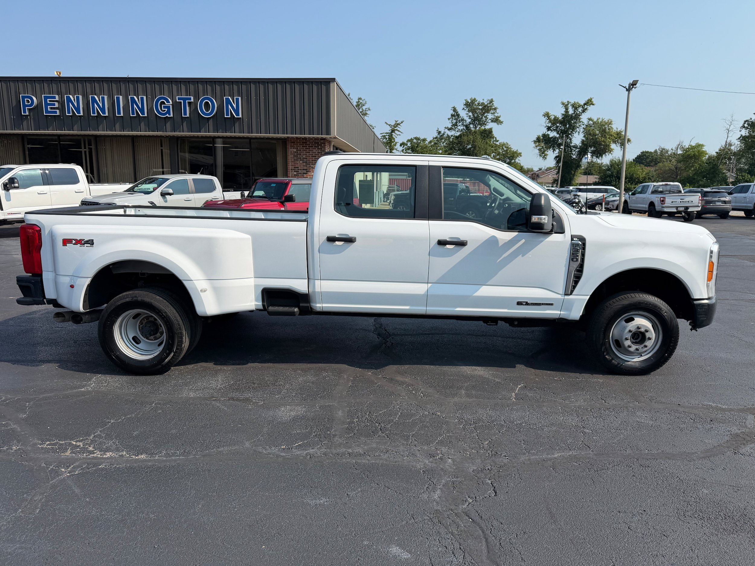 Used 2024 Ford F350 XL AWD/4WD image 15