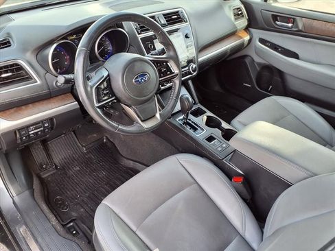 Used 2018 Subaru Outback 2.5i Limited image 4