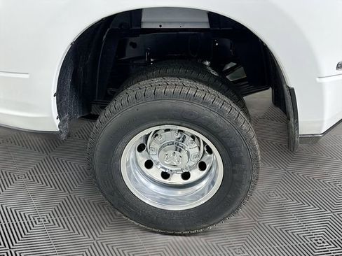 New 2026 RAM 3500 Tradesman w/ Chrome Appearance Group image 16