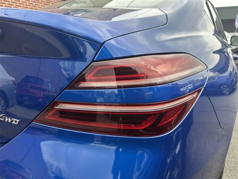 Used 2025 Genesis G70 3.3T Advanced image 8