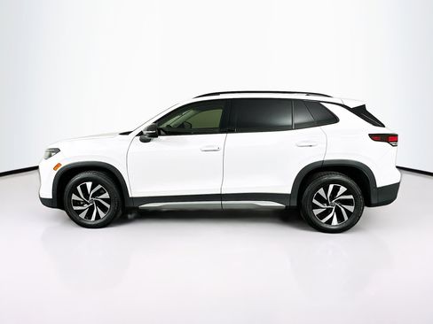 Used 2025 Volkswagen Tiguan S FWD image 4