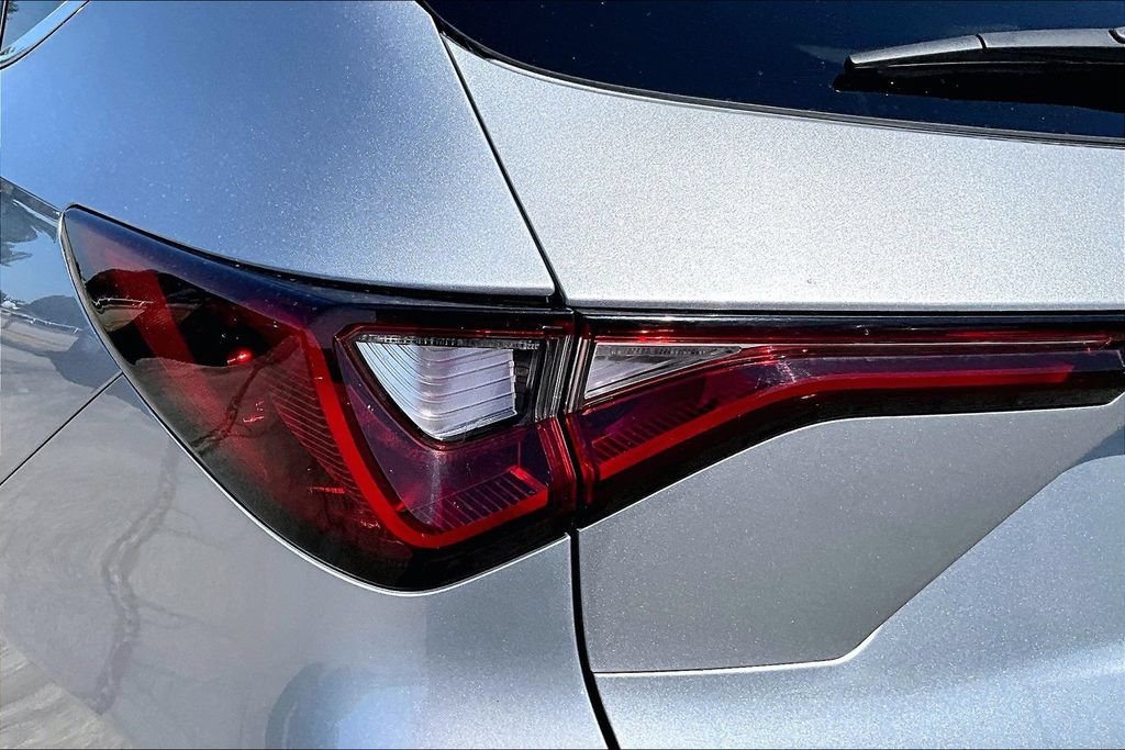 Used 2025 Acura MDX w/ Technology Package FWD image 42