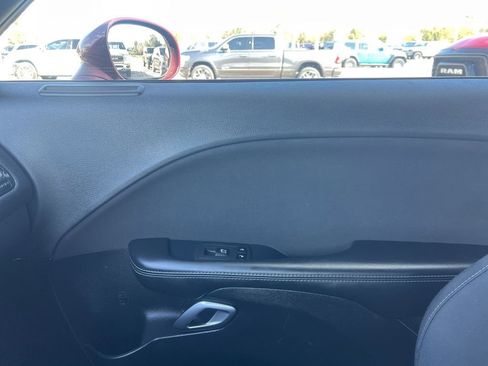 Used 2020 Dodge Challenger SXT RWD image 46