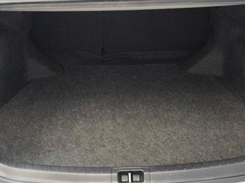 Used 2019 Toyota Corolla LE FWD image 32