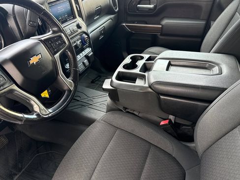 Used 2021 Chevrolet Silverado 2500 LT w/ Fleet Comfort Package AWD/4WD image 5