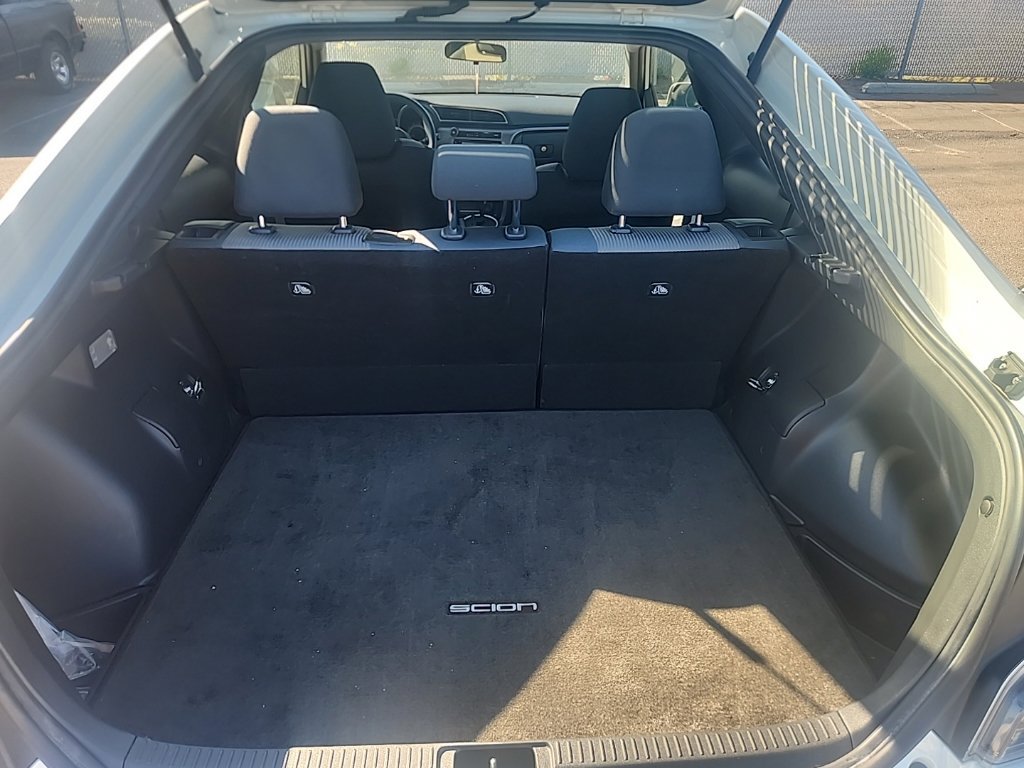 Used 2016 Scion tC FWD image 17