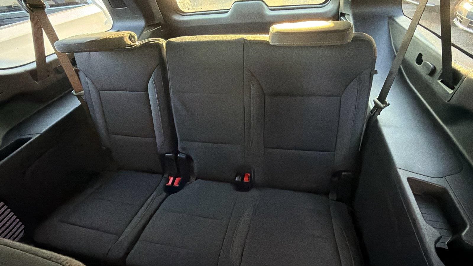 New 2026 Chevrolet Suburban LS RWD image 18