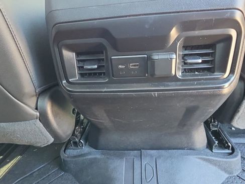 Certified 2019 Chevrolet Silverado 1500 RST image 31