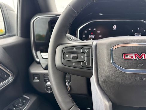 Used 2025 GMC Sierra 1500 Elevation AWD/4WD image 15