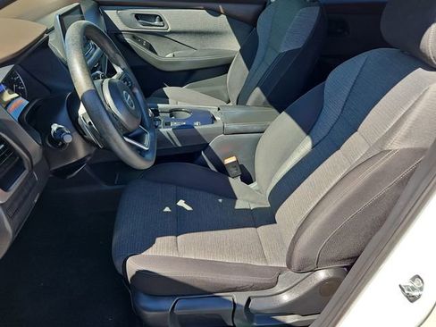 Used 2021 Nissan Rogue S image 13