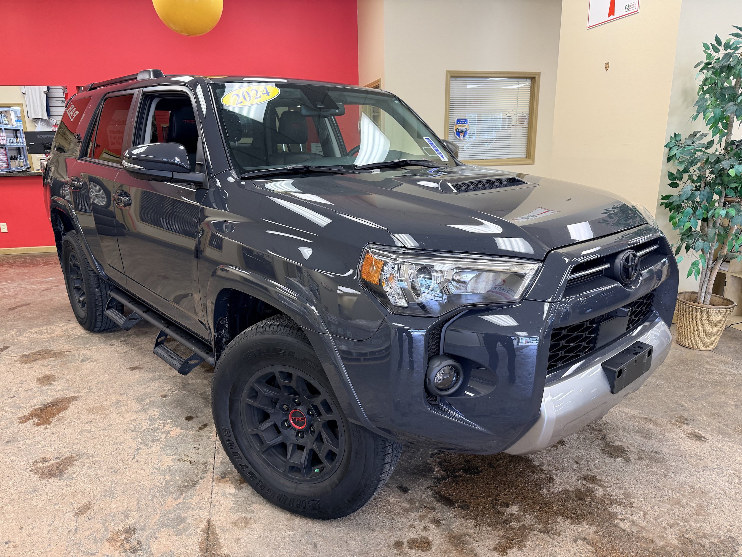 Used 2024 Toyota 4Runner TRD Off-Road Premium w/ TRD Black Wheel Package (TMS) AWD/4WD image 1
