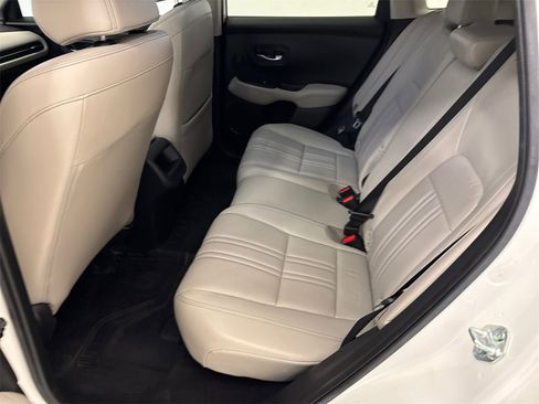 Certified 2023 Honda HR-V EX-L image 18