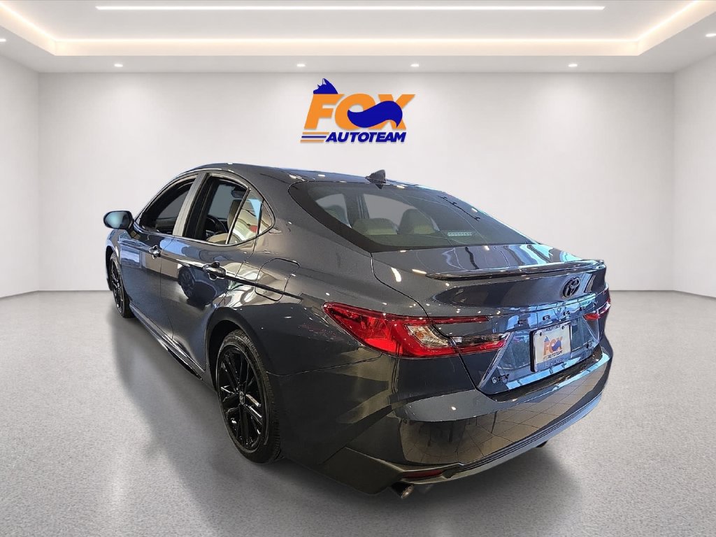 New 2026 Toyota Camry SE w/ Convenience Package FWD image 3