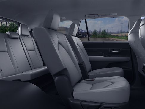 New 2026 Toyota Grand Highlander FWD image 21