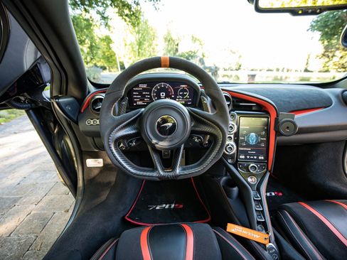 Used 2021 McLaren 720S Performance RWD image 59