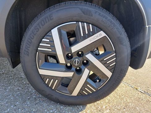 Used 2026 Nissan Kicks SV w/ Cold Weather Package FWD image 27