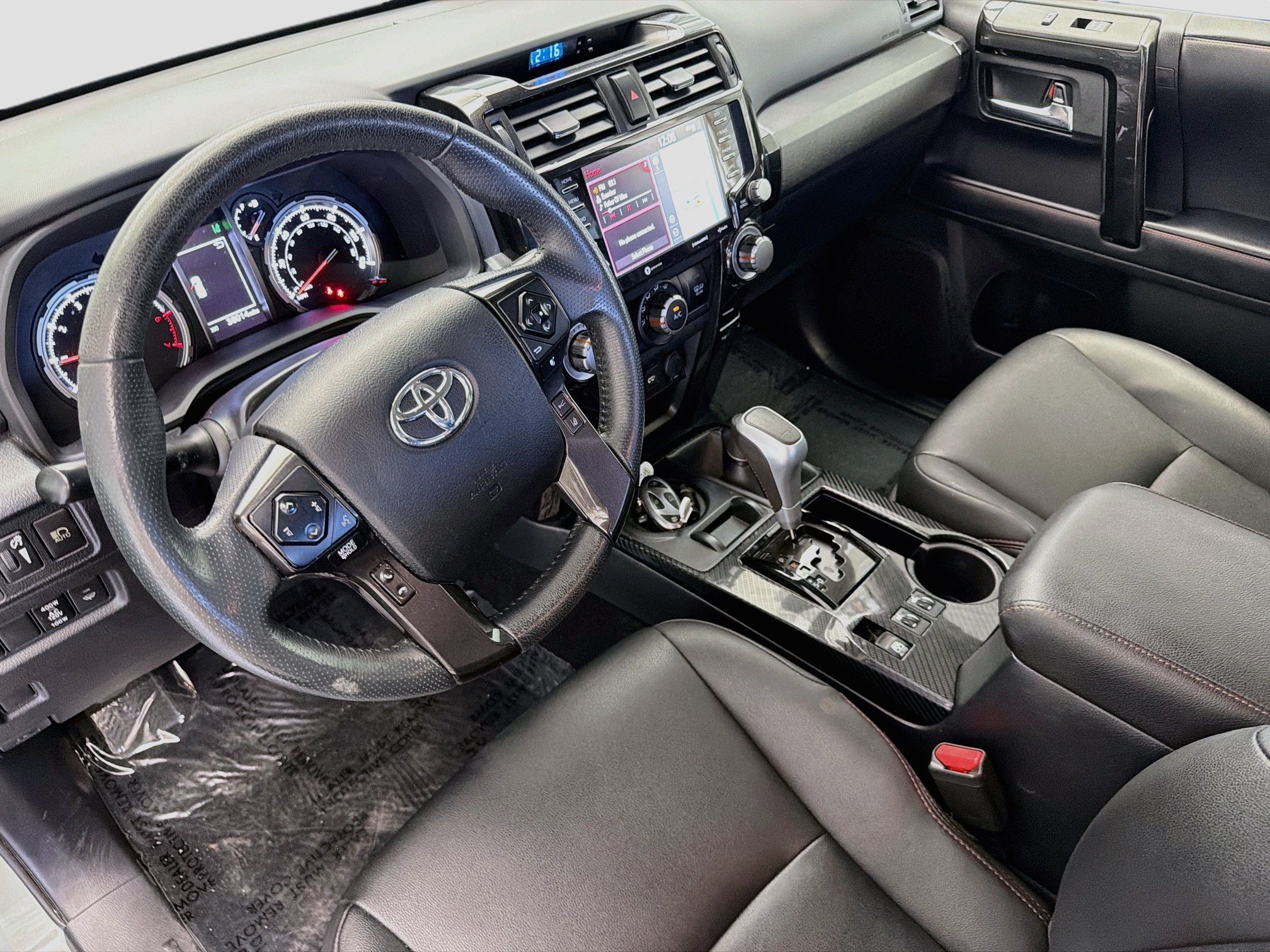 Used 2022 Toyota 4Runner TRD Off-Road Premium AWD/4WD image 7