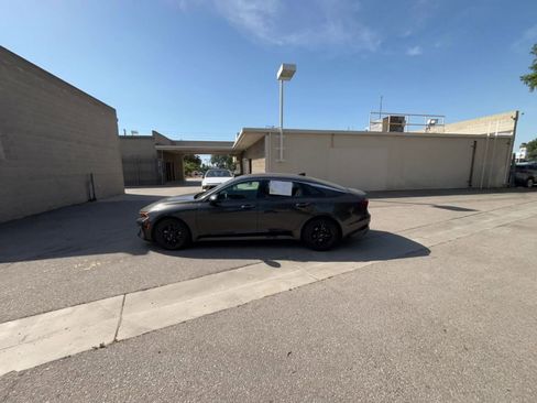 Used 2025 Kia K5 LXS FWD image 16