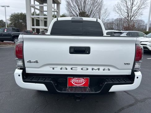 Used 2023 Toyota Tacoma Limited image 5