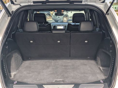 Used 2018 Jeep Grand Cherokee Limited image 16