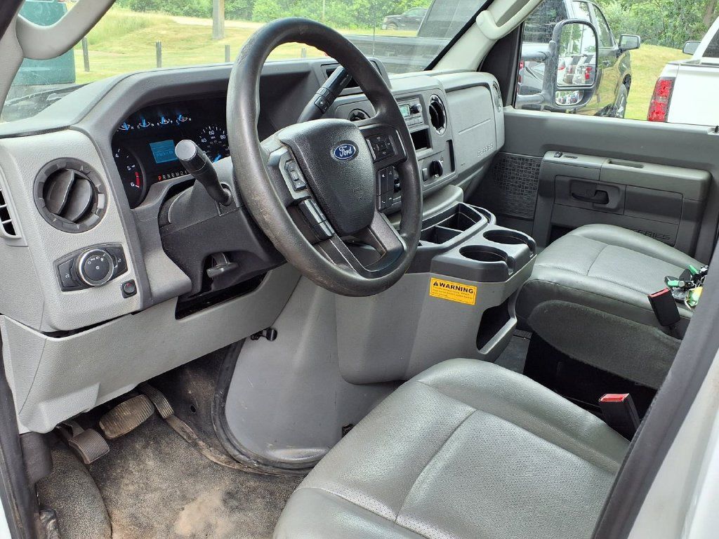 Used 2022 Ford E-350 and Econoline 350 Super Duty w/ Power Windows & Locks Group RWD image 13