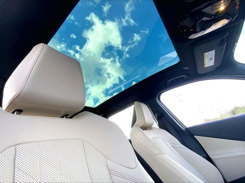 Used 2026 BMW X3 xDrive30 w/ Premium Package image 13